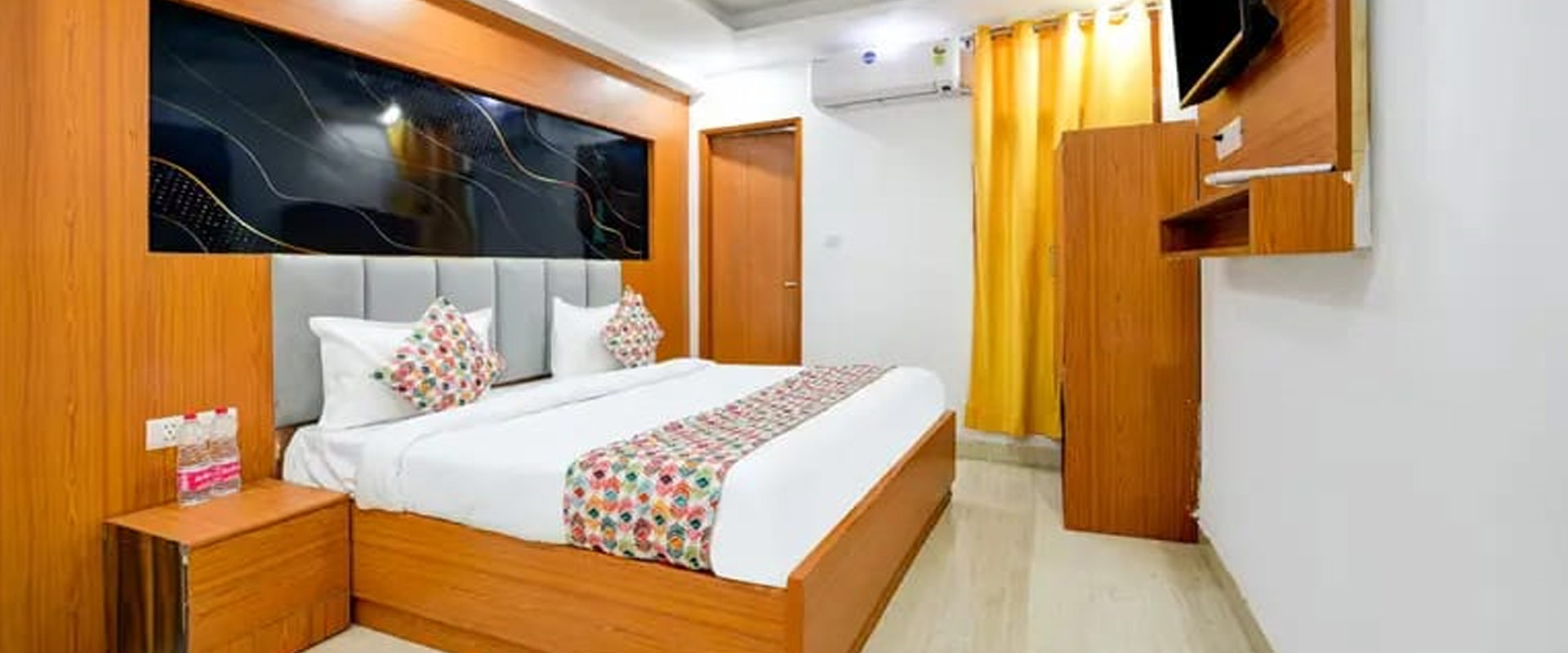 Hotel Galaxy - Executive Room